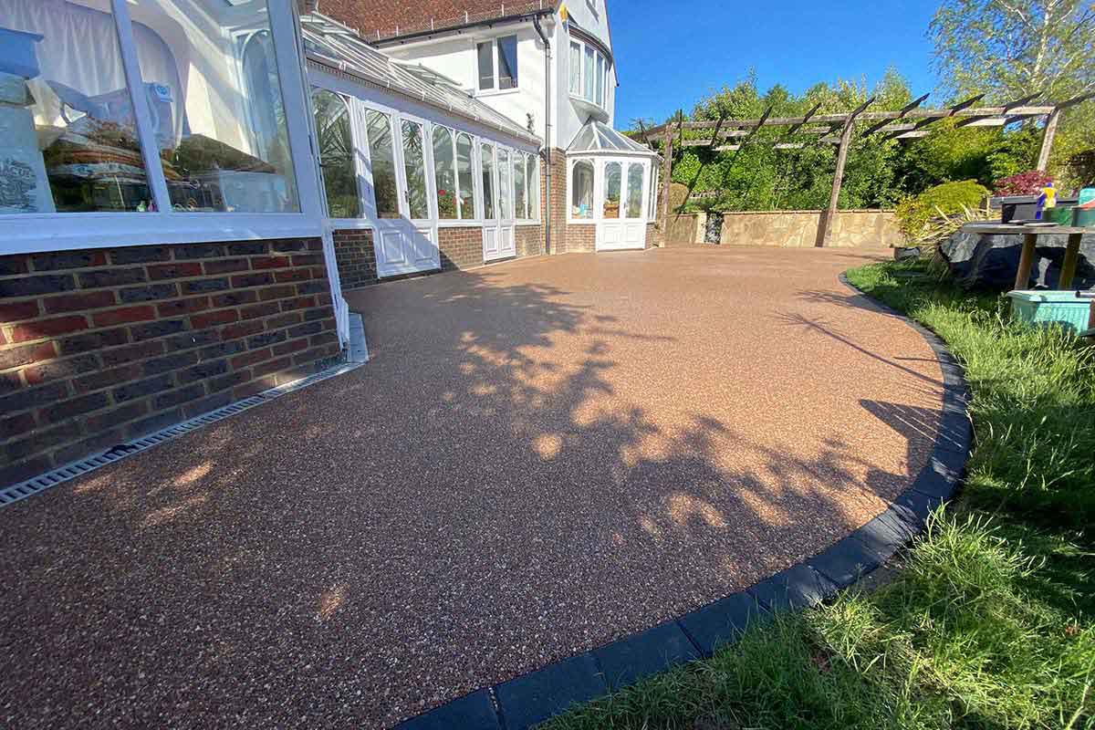 surrey-resin-our-design-and-installations-resin-bound-footpaths